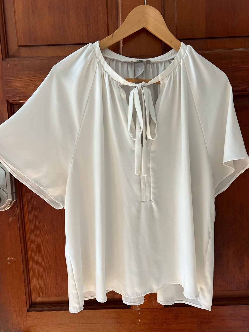 H&M White Tie-Neck Sleeve Blouse Women’s Large White Business Casual Office Top